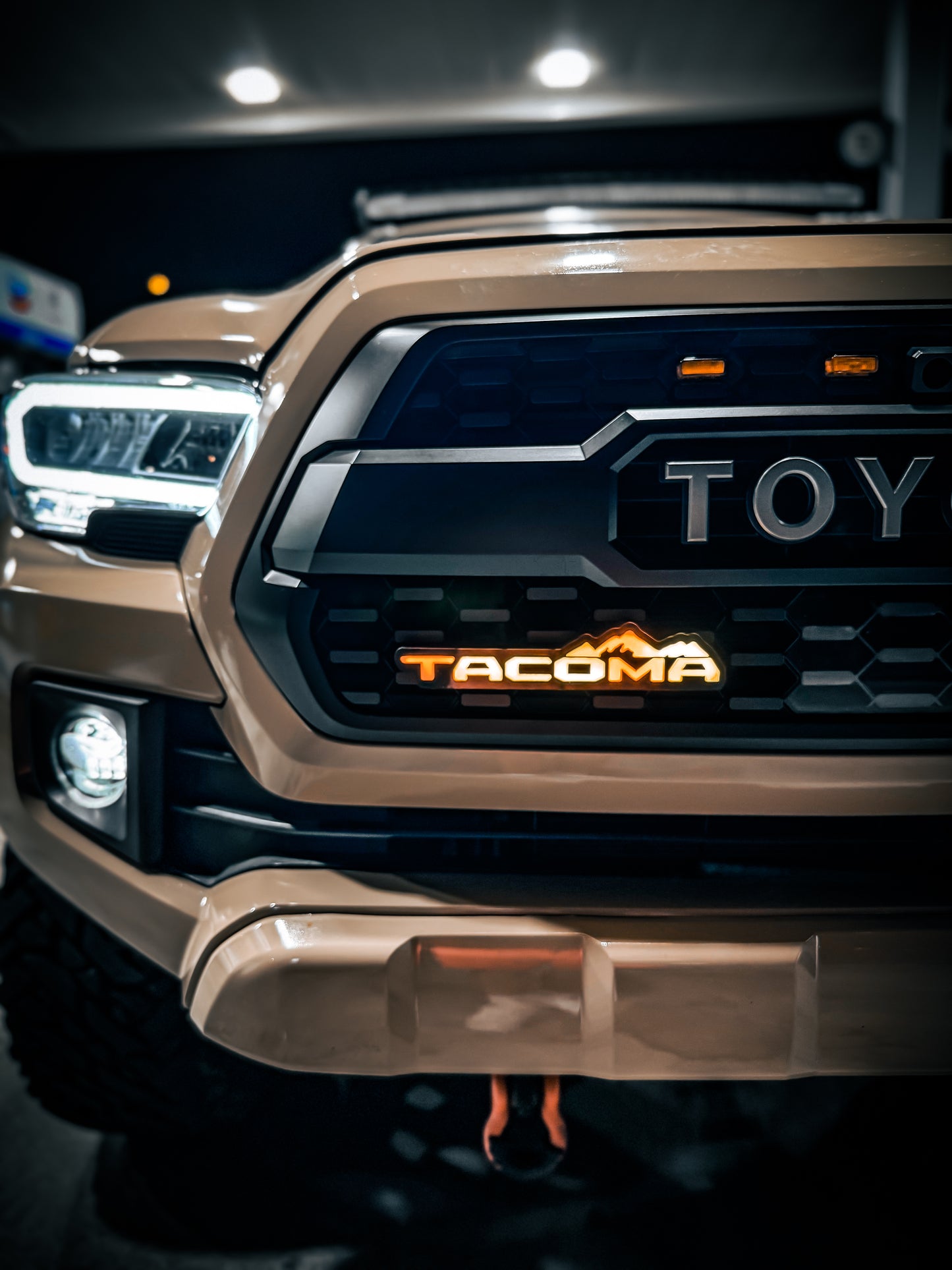 TACOMA LED EMBLEM